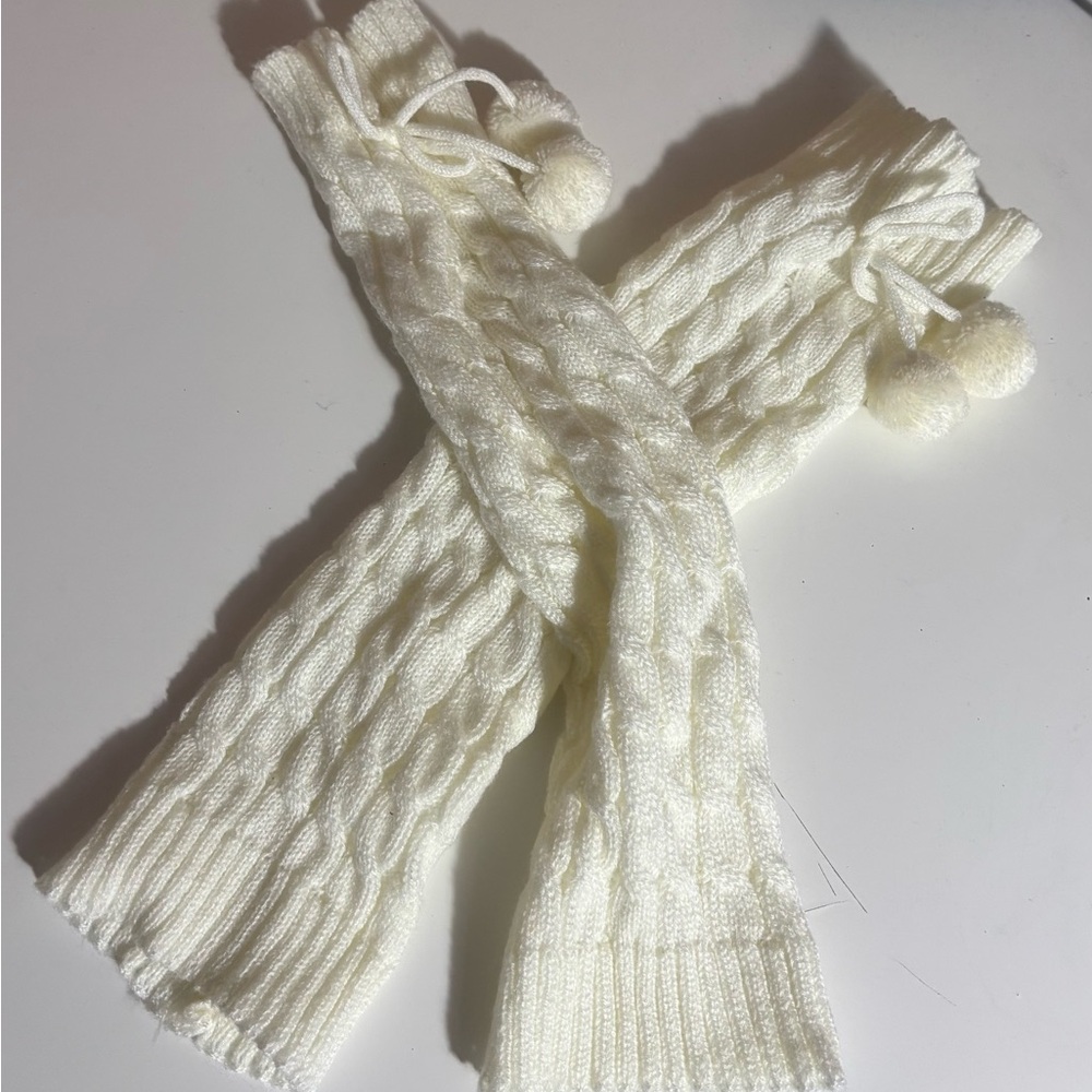 Cozy White Knit Arm Warmers